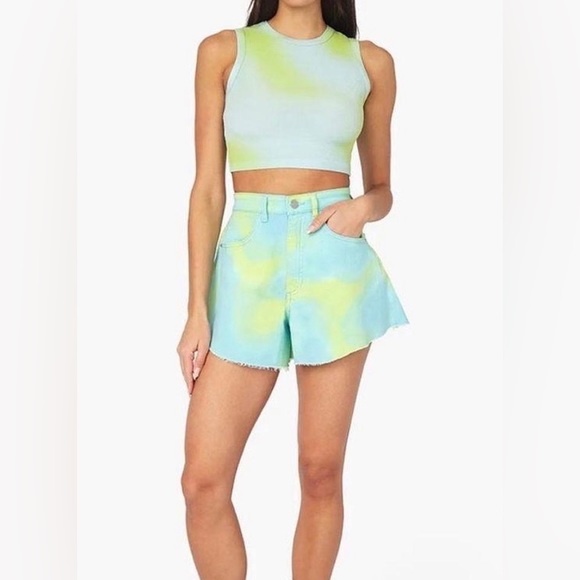 WeWoreWhat NWT Revolve Flare Bell Short Stretch Twill Denim Tie Dye - Picture 1 of 5